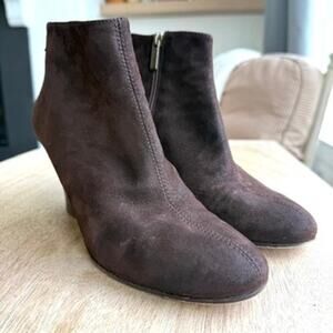 TARYN ROSE Suede Ankle‎ Booties Brown Wedge Heel Comfort Made in Italy 39